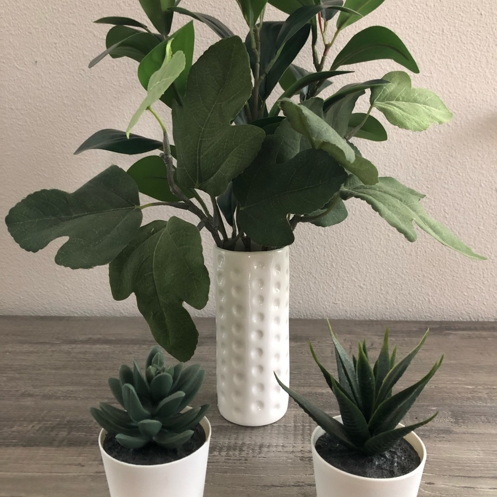 Faux / Fake greenery home decor
